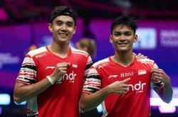 lol合区-韩国羽毛球队连胜晋级，实力斩获眼球