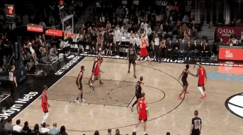 关于人内线受伤困扰，战术体系需重新调整的信息