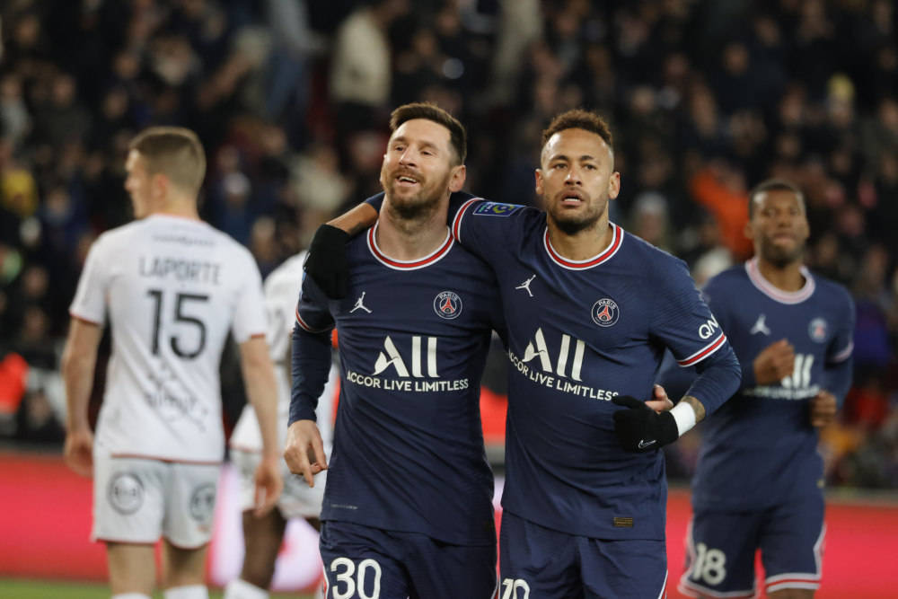 巴黎圣日耳曼客场大胜雷恩，领先优势扩大的简单介绍